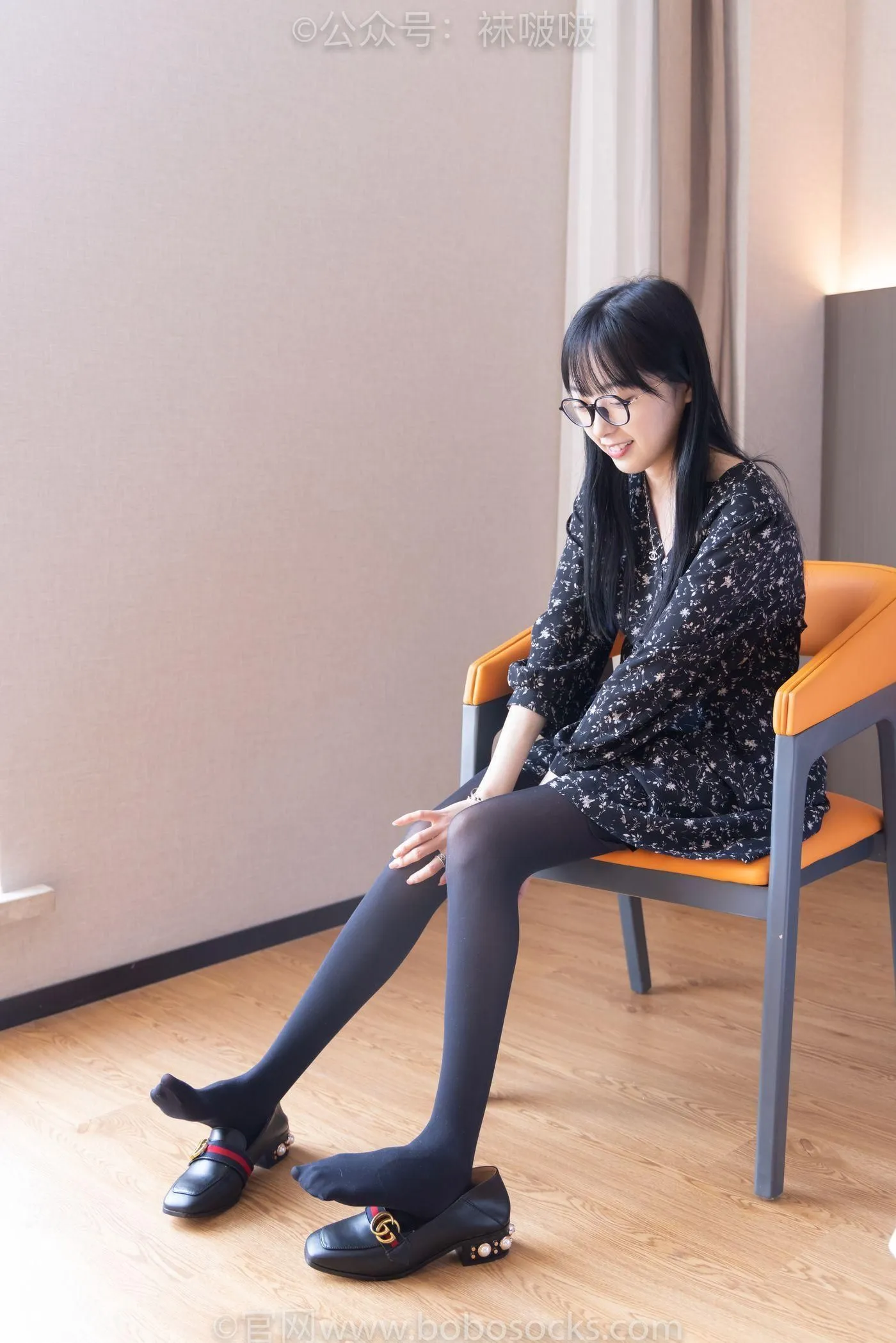 [BoBoSocks袜啵啵]NO.064 稚予-平底鞋、厚黑丝 [137P]插图